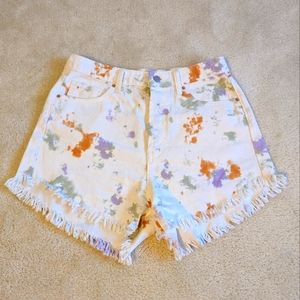 Tie-dye Frayed White Shorts